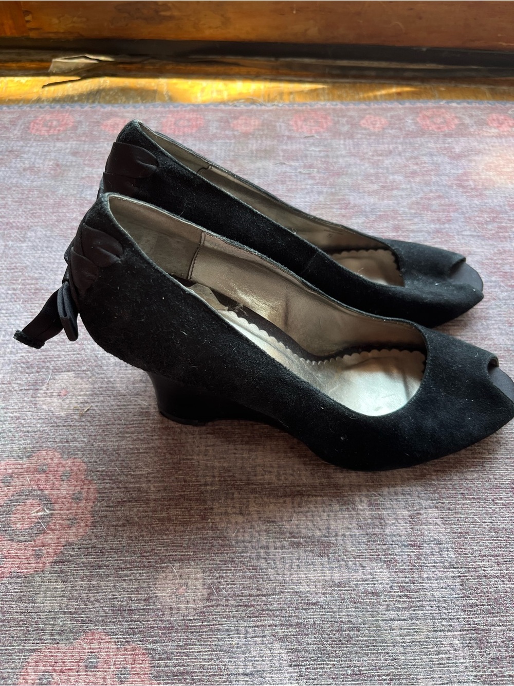 Black Faux Suede Peep-Toe Womens Pumps with Back Bow - Unisa